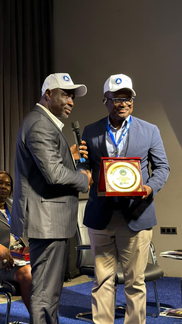 Dr Ory Martins Award